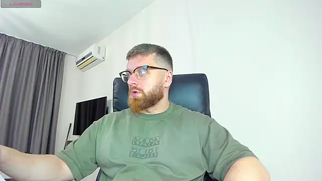 Findom guy online show from 04-01-26, 10:38