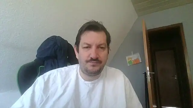 Snapshot of Golffahrer1982 chatting on 03-04-26, 09:15 Golffahrer1982 online show from 03-04-26, 09:15