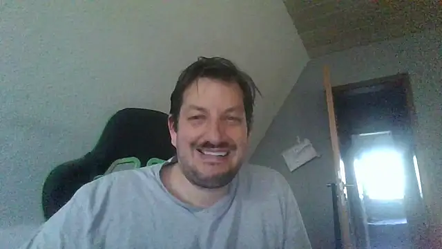 Golffahrer1982 online show from 06-18-26, 07:18