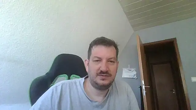 Golffahrer1982 online show from 06-27-26, 07:02
