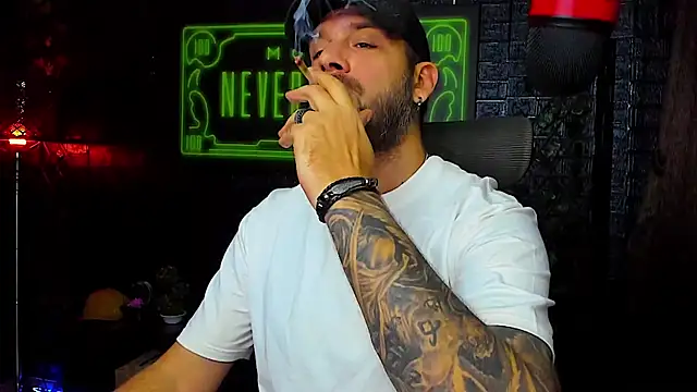 LexXHardy online show from 09-24-25, 05:38