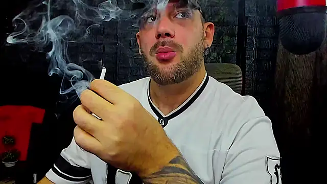 LexXHardy online show from 10-21-25, 01:56