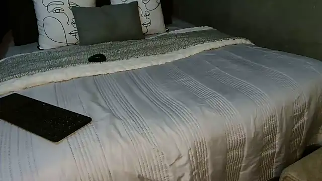 CURVEYDOLLXX online show from 11-12-25, 03:07