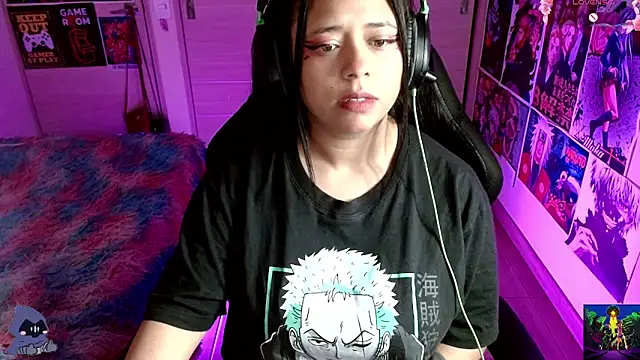 Emmachan19 online show from 01-31-25, 07:29