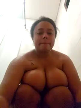 Emmachan19 online show from 09-16-25, 08:10