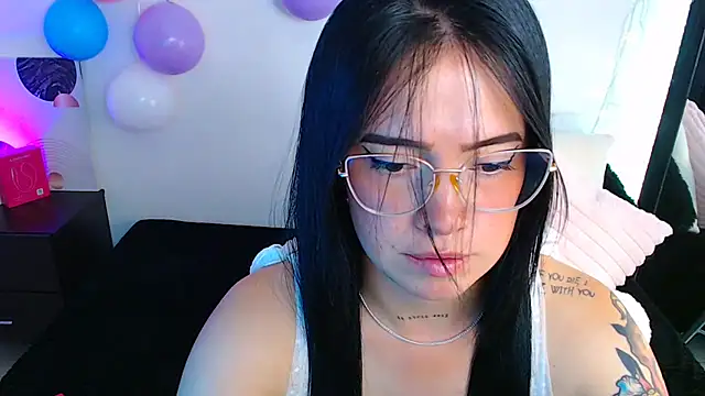 Isa Maiden1 online show from 04-04-26, 05:21