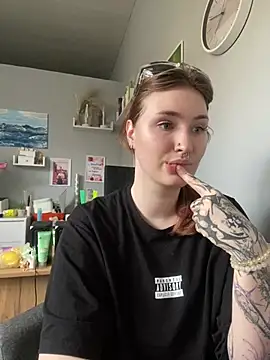  Chlo  e online show from 03-13-25, 05:54