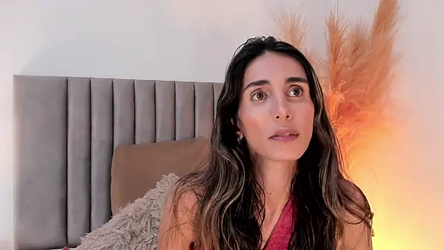 Nina Cavaali online show from 02-04-25, 06:06