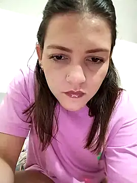 Mia Hampton online show from 03-05-25, 10:32