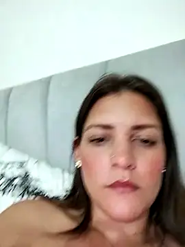 Mia Hampton online show from 03-22-25, 06:00