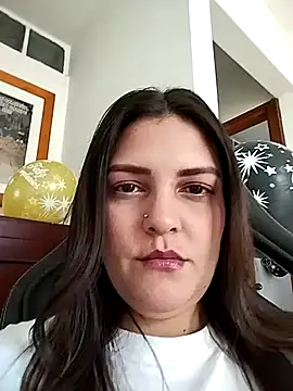 Mia Hampton online show from 01-16-26, 08:46