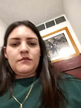 Snapshot of Mia_Hampton chatting on 05-06-26, 11:32 Mia Hampton online show from 05-06-26, 11:32