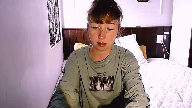 Snapshot of Cosmo_Riri chatting on 03-09-25, 05:44 Cosmo Riri online show from 03-09-25, 05:44