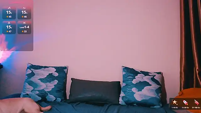 Snapshot of Cosmo_Riri chatting on 11-30-25, 06:39 Cosmo Riri online show from 11-30-25, 06:39