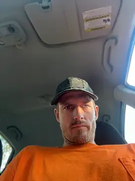 Snapshot of KBONE36 chatting on 04-26-26, 10:51 KBONE36 online show from 04-26-26, 10:51