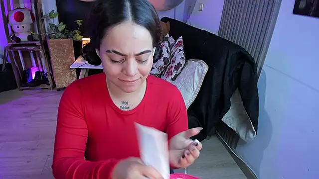 Cuttiealice online show from 01-31-25, 10:52