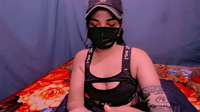 Kiara-Tanvi online show from 07-26-26, 05:48