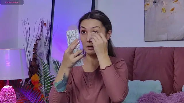 Snapshot of NicolLopeze chatting on 10-16-25, 07:20 NicolLopeze online show from 10-16-25, 07:20