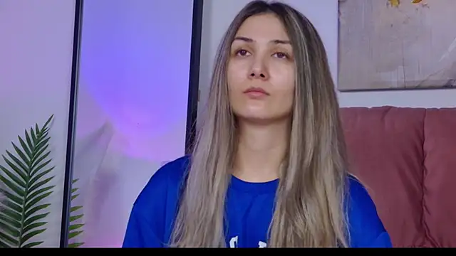 NicolLopeze online show from 11-26-25, 03:46