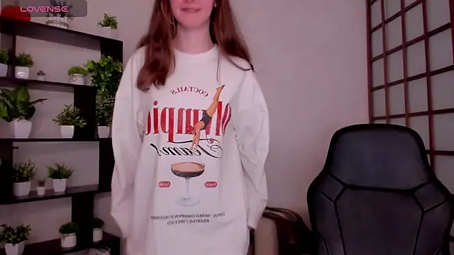 KateCuddle online show from 03-18-26, 02:47