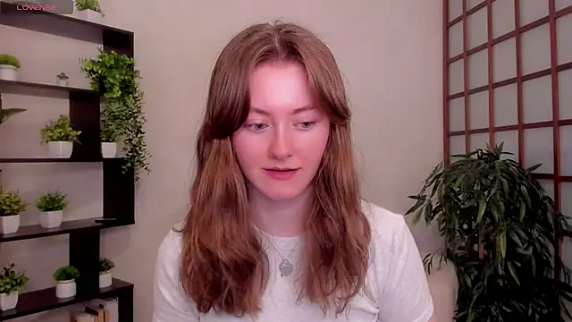 Snapshot of KateCuddle chatting on 07-29-26, 02:10 KateCuddle online show from 07-29-26, 02:10