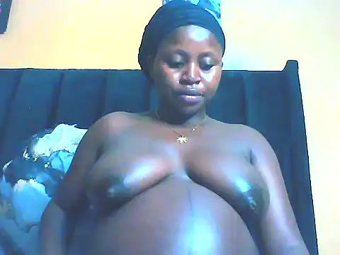 Snapshot of EboniesBelle chatting on 06-22-26, 07:33 EboniesBelle online show from 06-22-26, 07:33