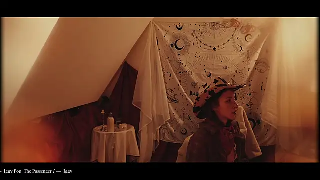 WebCora online show from 10-29-25, 06:42