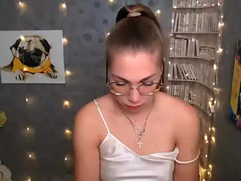 Snapshot of Sport_Tall_Doll chatting on 01-18-25, 09:24 Sport Tall Doll online show from 01-18-25, 09:24