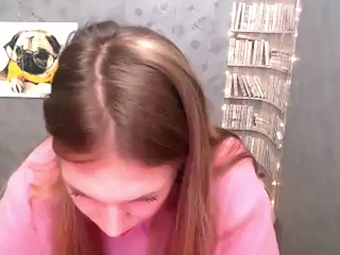 Snapshot of Sport_Tall_Doll chatting on 02-13-25, 09:30 Sport Tall Doll online show from 02-13-25, 09:30