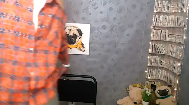 Snapshot of Sport_Tall_Doll chatting on 03-10-25, 08:04 Sport Tall Doll online show from 03-10-25, 08:04