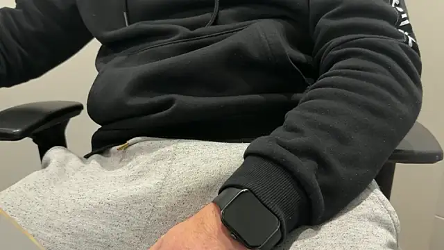 rickyi2023 online show from 03-19-26, 02:21