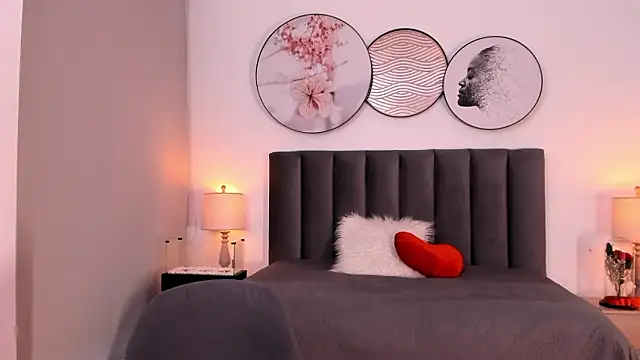 SaharaGarcia   online show from 03-04-26, 09:54