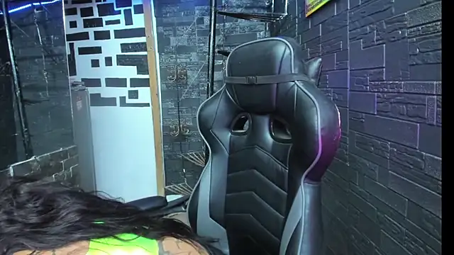 kissingdevil online show from 11-07-25, 11:38