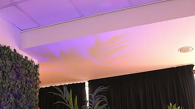 HotSkinnyX online show from 02-22-25, 06:06