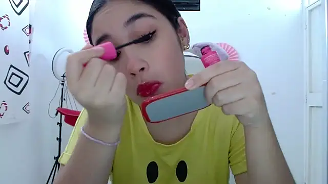 InocentHeaven1 online show from 09-18-25, 12:51