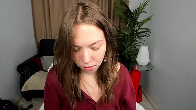 Snapshot of Persephoni chatting on 05-10-26, 05:34 Persephoni online show from 05-10-26, 05:34