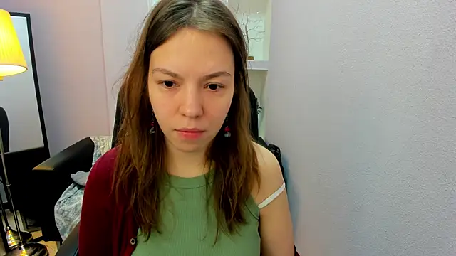 Snapshot of Persephoni chatting on 05-14-26, 10:22 Persephoni online show from 05-14-26, 10:22