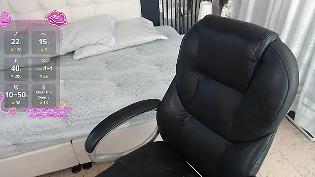 LiaVillalobos online show from 02-19-26, 12:12