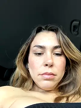 LeaGambit   online show from 12-18-25, 04:46