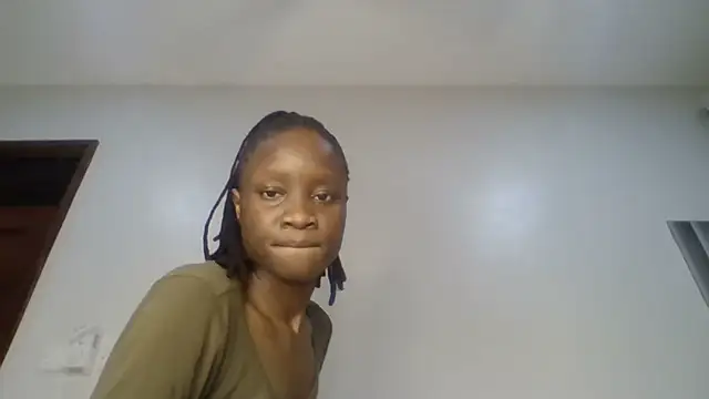 Snapshot of sweet_sassy_ chatting on 06-19-26, 02:54 sweet sassy online show from 06-19-26, 02:54