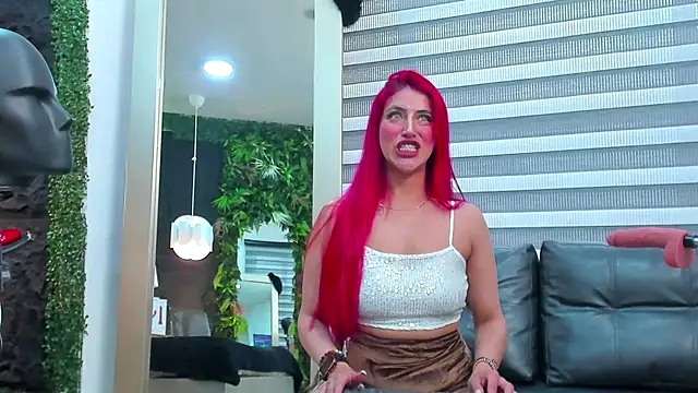 AllissaBrowm online show from 11-15-25, 06:37