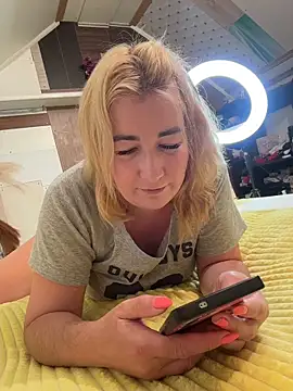 Your Liza online show from 06-19-26, 02:05