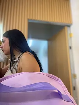 clarachanelricek online show from 10-31-25, 08:10