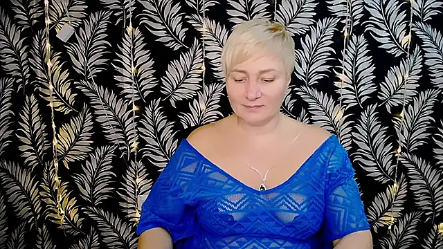 Olivia playful online show from 12-31-24, 12:25