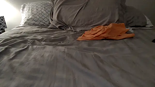 crisgrey222 online show from 12-20-24, 07:22