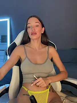 Snapshot of julia_fly chatting on 07-07-26, 07:23 julia fly online show from 07-07-26, 07:23