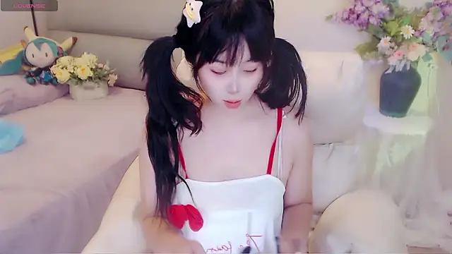 Snapshot of yoyoyo_99 chatting on 07-29-26, 06:00 yoyoyo 99 online show from 07-29-26, 06:00