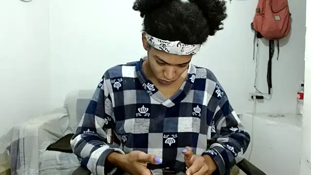 angelamarie1 online show from 10-26-25, 12:05