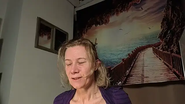 Lola Belgium online show from 04-23-26, 05:30