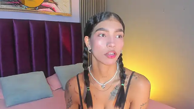 LauraAristizabal online show from 05-19-26, 11:49